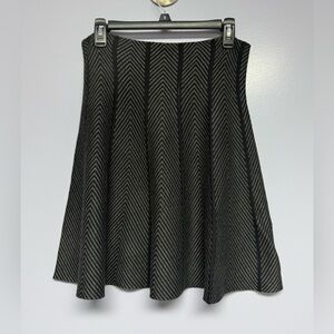 NWT Max Studio Black and Gray A-Line mini knit sweater style Skirt L